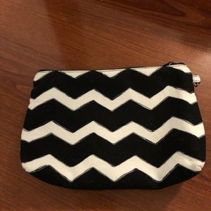 Zipper Pouch- Thirty One